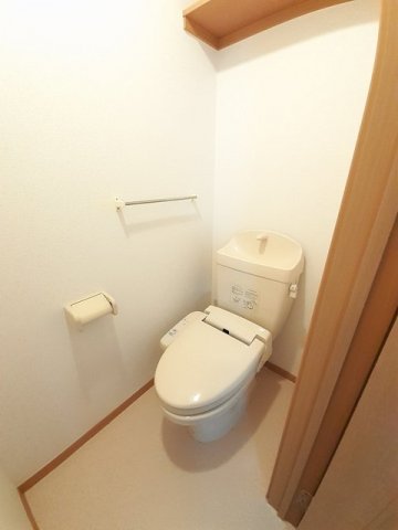高松琴平電鉄長尾線 池戸駅 徒歩28分 2階建 築23年のトイレ写真