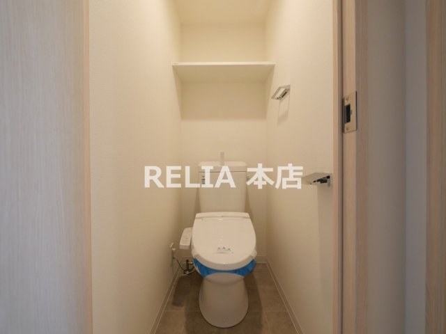 地下鉄谷町線 四天王寺前夕陽ケ丘駅 徒歩7分 15階建 築2年のトイレ写真