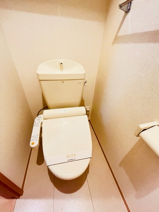 ディアベルジュ湘南台 壱番館・弐番館・参番館のトイレ写真