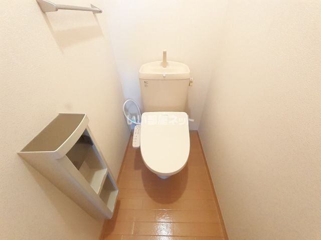 小田急小田原線 東海大学前駅 徒歩7分 2階建 築24年のトイレ写真