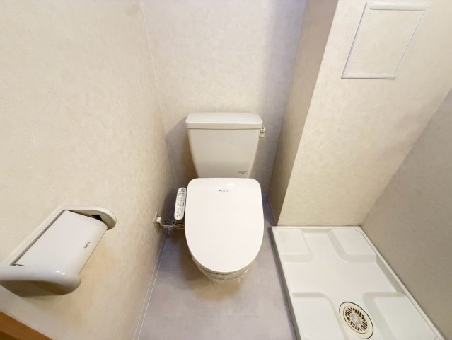 Celeb布施東のトイレ写真