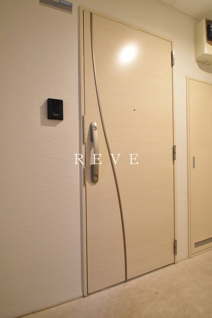 レジス音羽の杜の玄関写真
