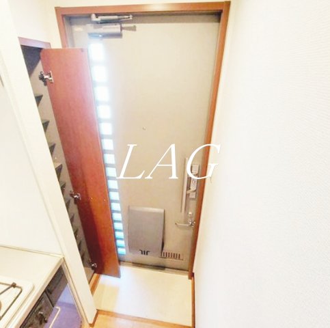 玄関　玄関です。