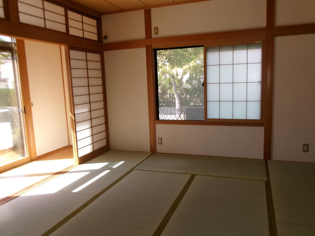 星和台2丁目貸家の内装写真
