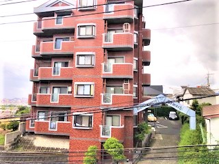 ロマネスク出町の建物外観