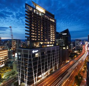 ショッピングセンター　チャスカ茶屋町（ショッピングセンター）まで572m