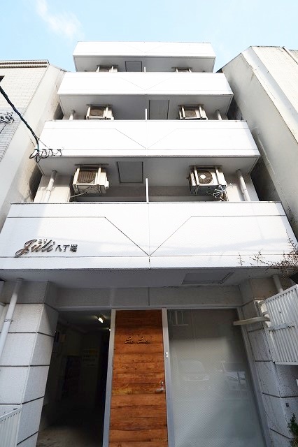 広島市中区八丁堀のマンションの建物外観