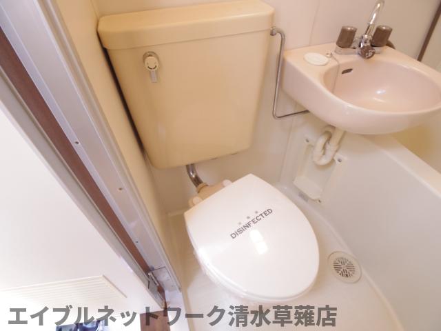 トイレ　落ち着いたトイレです