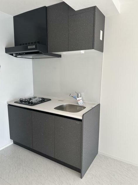 キッチン　同物件別部屋です