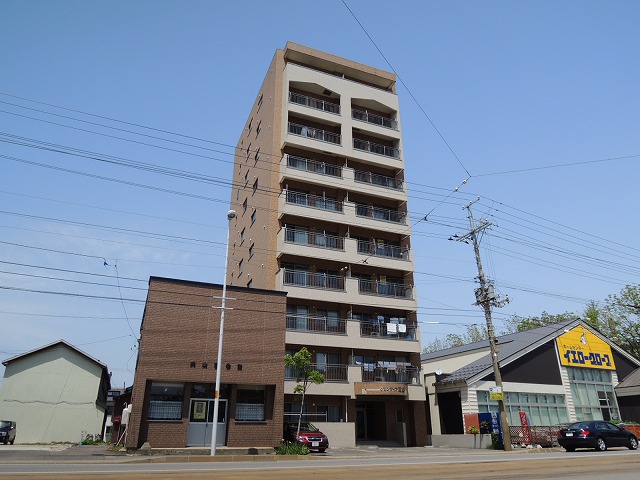 函館市豊川町のマンションの建物外観