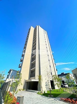 堺市北区常磐町のマンションの建物外観