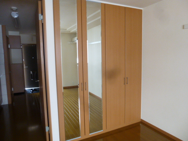 収納　別のお部屋の参考写真です