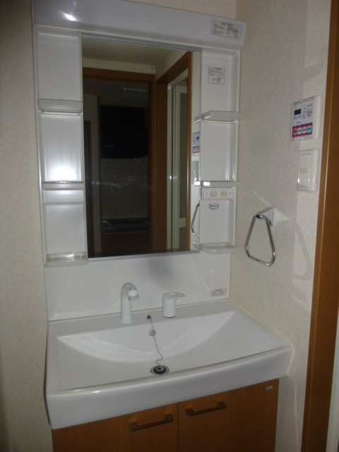 洗面設備　別のお部屋の参考写真です