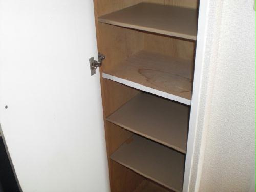 収納　玄関にはシューズボックス付き。