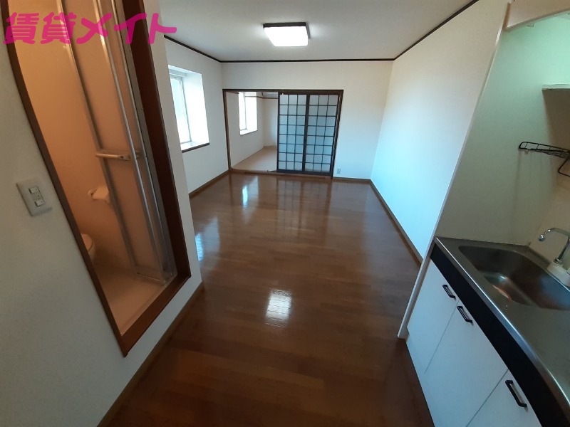 居室・リビング　同タイプ部屋写真です。