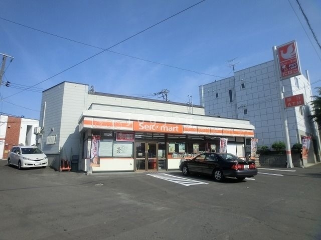 【札幌市中央区南十二条西のマンションのコンビニ】