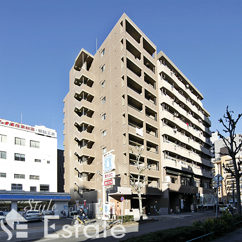 【名古屋市中区上前津のマンションの建物外観】