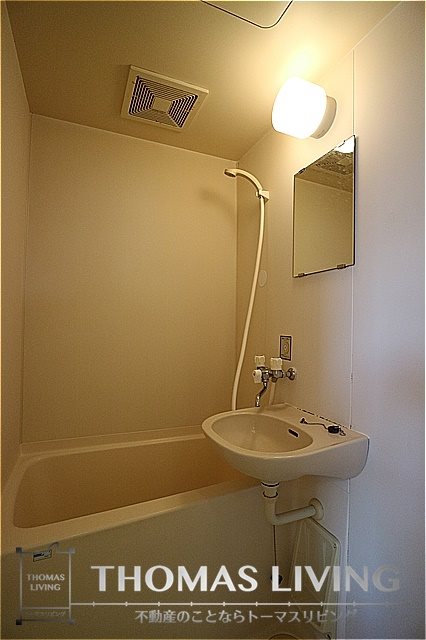 バス・シャワールーム　換気がしやすいですね。