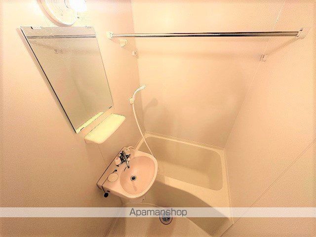 レオパレスセドル ブランシュIIの風呂写真