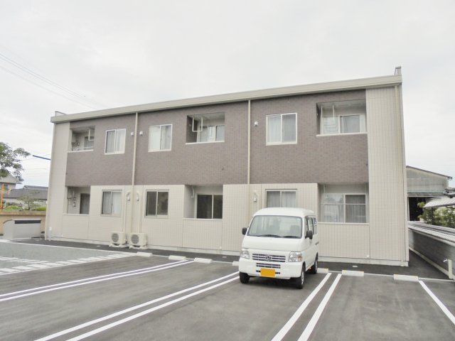 建物外観　グリーンコート・軽量鉄骨造