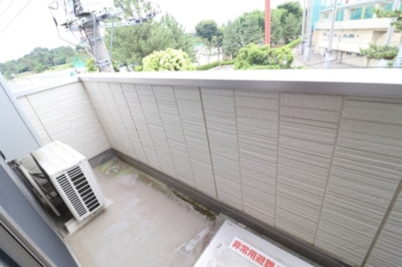 バルコニー　図面と現状に相違がある場合には現状を優先