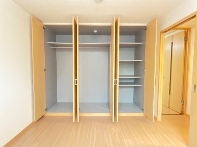 収納　クローゼット