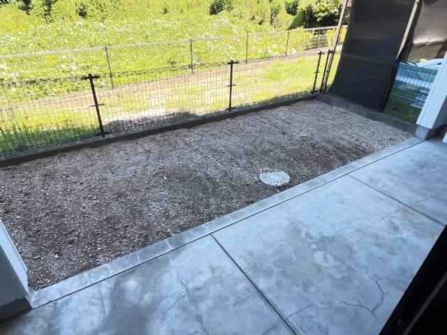 バルコニー　専用庭