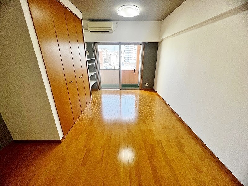 居室・リビング　★洋室10帖★