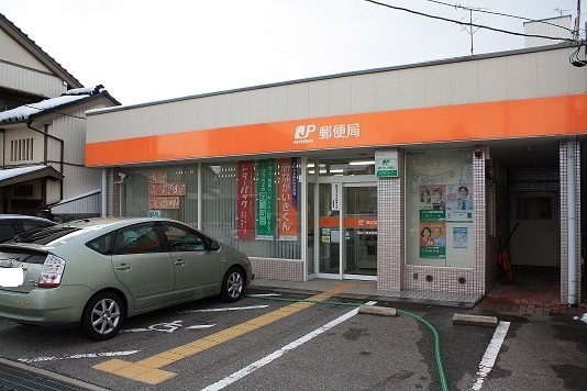郵便局　富山小泉郵便局（郵便局）まで811m