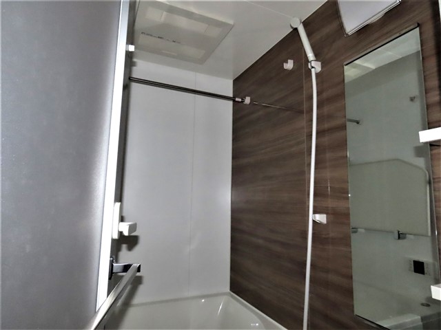 バス・シャワールーム　「バスルーム」