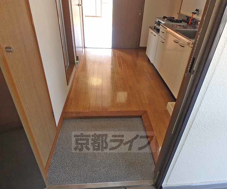 玄関　靴もしっかり置けます