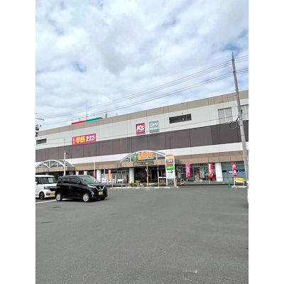 ショッピングセンター　ニトリラフレ初生店（ショッピングセンター）まで2247m