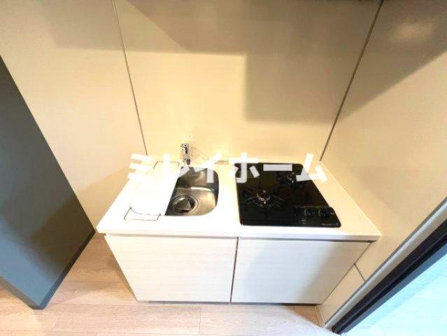 キッチン　同建物内別のお部屋の参考写真になります。