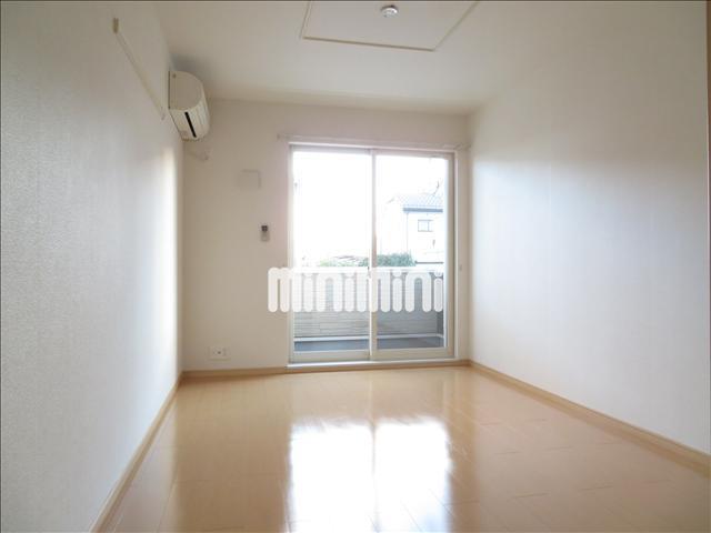 居室・リビング　エアコン付きで南向きのお部屋