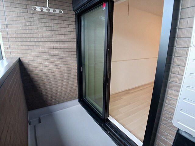 バルコニー　お洗濯にも便利なバルコニー付き