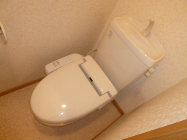 トイレ　シャワー付きトイレ