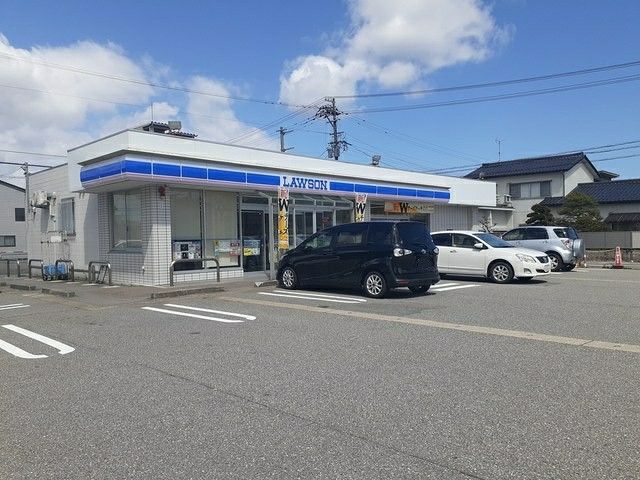 コンビニ　ローソン高岡清水町店（コンビニ）まで500m