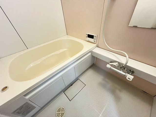 バス・シャワールーム　詳細は、RISUMO江坂本店までお問合せください♪