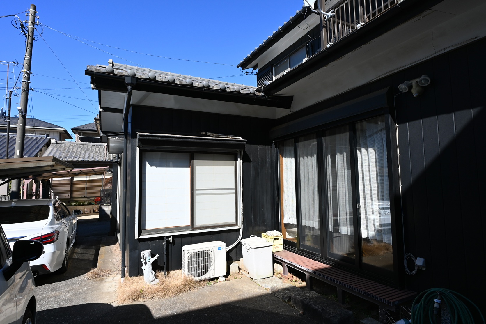 庭　LDKから見渡せる庭は家庭菜園にも最適な陽当たりの良さ