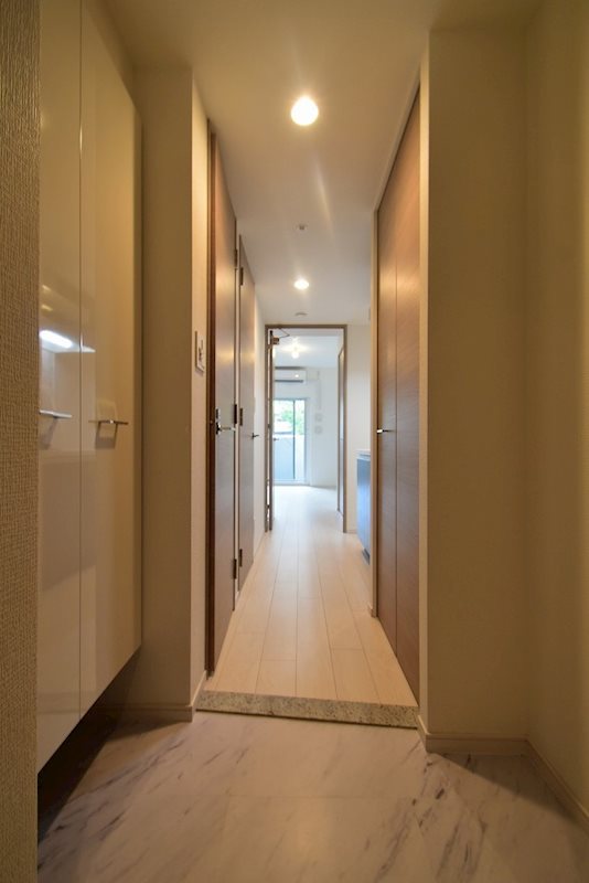 玄関　同施工会社の同仕様写真です。