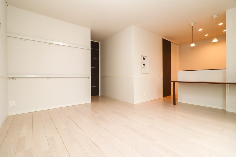 居室・リビング　図面と現状に相違がある場合には現状を優先