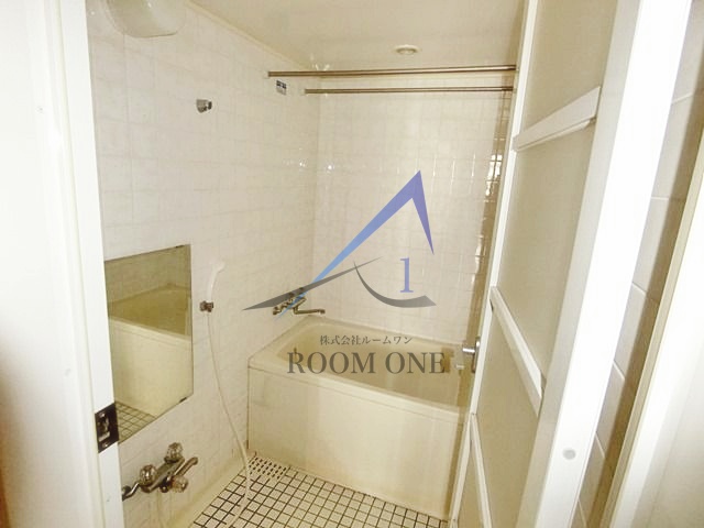 バス・シャワールーム　お風呂です。