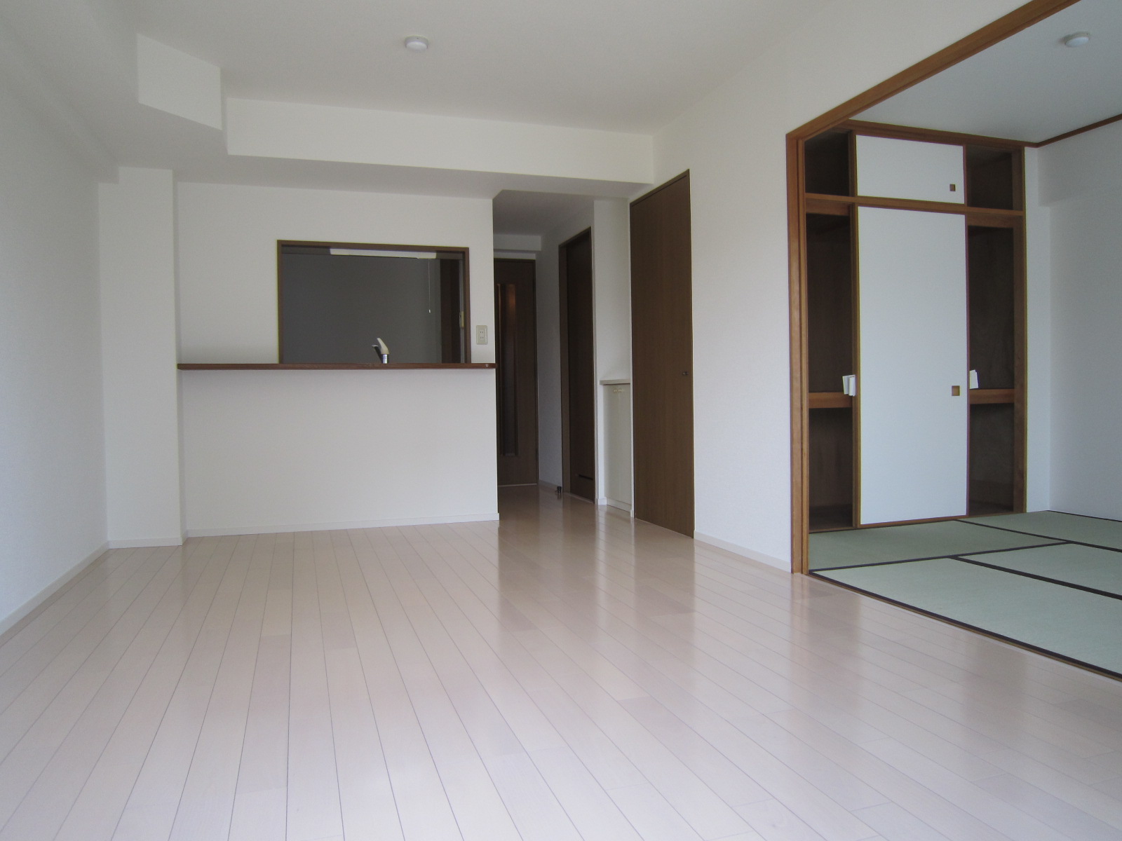 居室・リビング　リビング