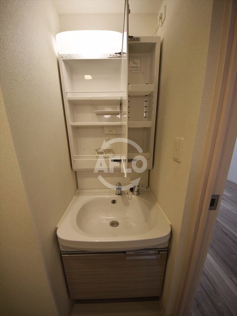 洗面設備　プレサンス北浜オリジン　独立洗面化粧台