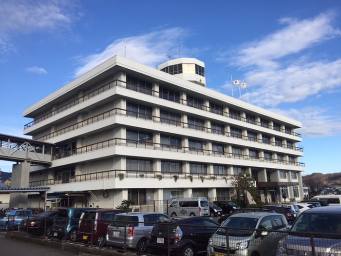 役所　秦野市役所（役所）まで1200m