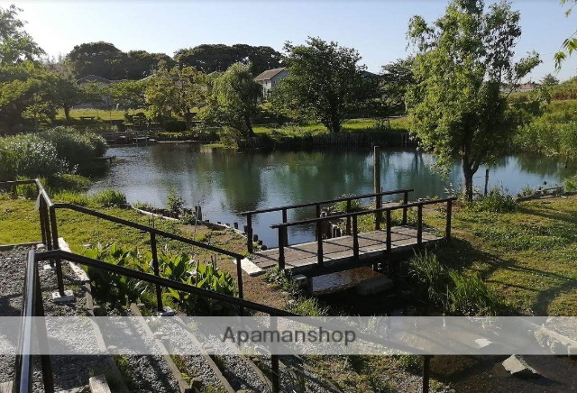 公園　ひょうたん池（公園）まで650m