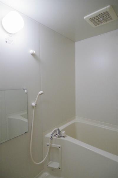 バス・シャワールーム　風呂