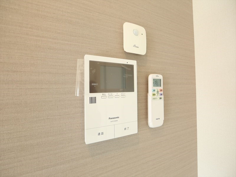 セキュリティ　ＴＶモニター付インターホン　同仕様写真