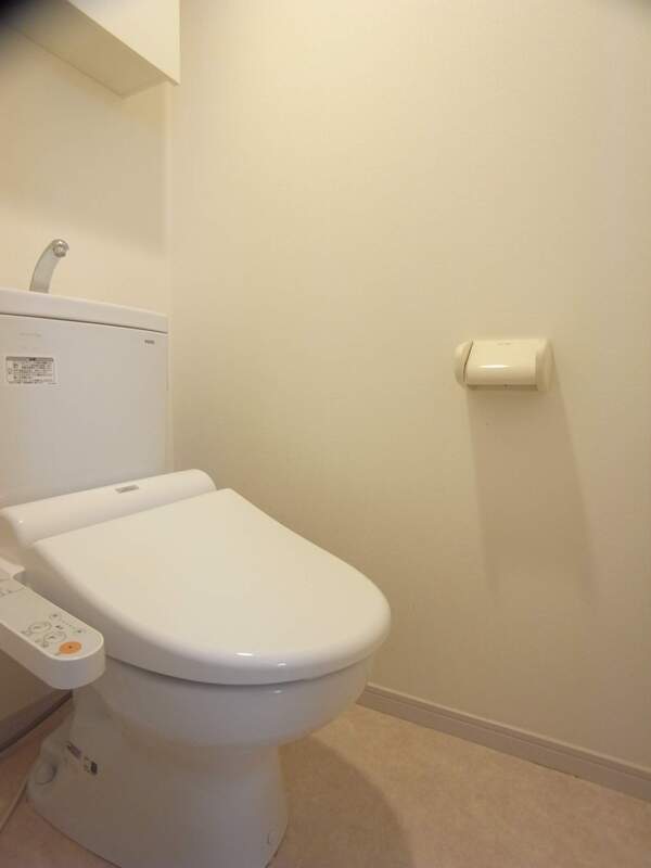 トイレ　清潔感のあるトイレです