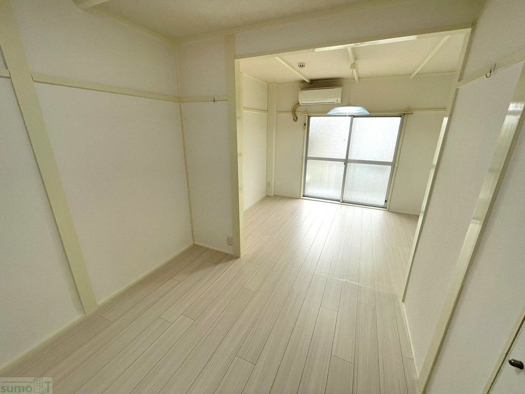 居室・リビング　収納